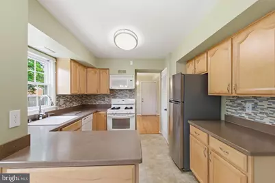9705 Wyman Way, Upper Marlboro, MD 20772 - Photo 17