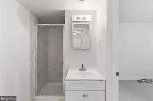 5704 Colon Terrace, Temple Hills, MD 20748 - Photo 7