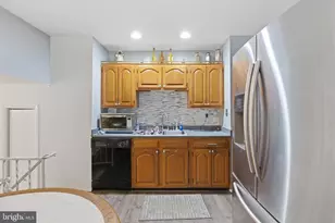 5704 Colon Terrace, Temple Hills, MD 20748 - Photo 9