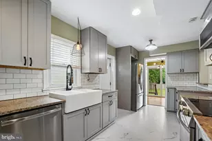 6208 Elmhurst St, District Heights, MD 20747 - Photo 9