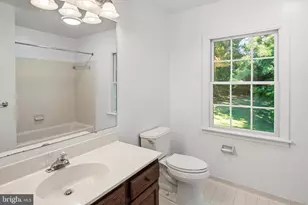 6105 Gallery St, Bowie, MD 20720 - Photo 31