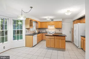 7304 Westwind Dr, Bowie, MD 20715 - Photo 9