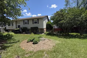 8001 Good Luck Rd, Lanham, MD 20706 - Photo 9