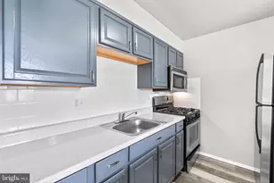 516 Wilson Bridge Dr, Oxon Hill, MD 20745 - Photo 1