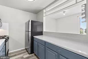 516 Wilson Bridge Dr, Oxon Hill, MD 20745 - Photo 9