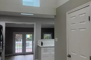 3 Lakecrest Cir, Greenbelt, MD 20770 - Photo 5