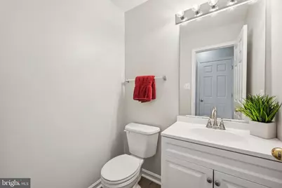 3709 38th Avenue, Brentwood, MD 20722 - Photo 9