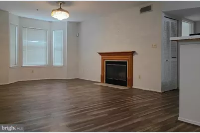 13560 Lord Sterling Place #9-4, Upper Marlboro, MD 20772 - Photo 5