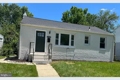 9705 51st Place, College Park, MD 20740 - Photo 1