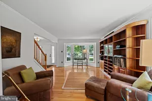 10102 Mallard Pond Ct, Laurel, MD 20708 - Photo 9