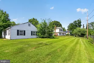 16109 Pond Meadow Ln, Bowie, MD 20716 - Photo 27