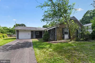 16109 Pond Meadow Lane, Bowie, MD 20716 - Photo 3