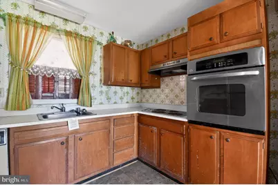 16109 Pond Meadow Lane, Bowie, MD 20716 - Photo 11