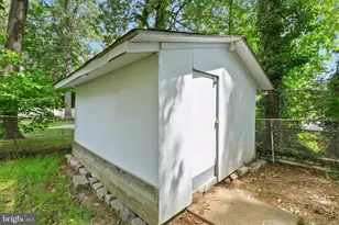 9717 48th Pl, College Park, MD 20740 - Photo 45