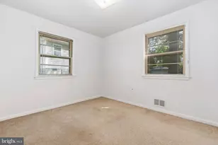 9717 48th Pl, College Park, MD 20740 - Photo 19