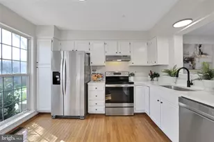 11407 Falcon Ridge Ct, Beltsville, MD 20705 - Photo 5