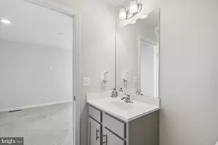 7720 Presidential Pkwy, Upper Marlboro, MD 20774 - Photo 49
