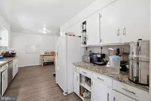 7322 Edmonston Rd, College Park, MD 20740 - Photo 17