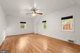 4104 Woodberry St, University Park, MD 20782 - Photo 17