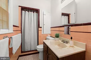 4104 Woodberry St, University Park, MD 20782 - Photo 15