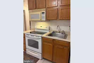 411 Carmody Hills Drive, Capitol Heights, MD 20743 - Photo 17
