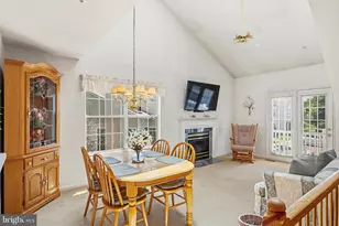 3935 Ettrick Ct, Bowie, MD 20716 - Photo 7