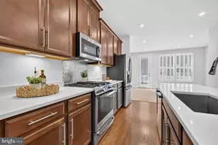 3555 Carnaby St, Hyattsville, MD 20782 - Photo 17