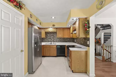 716 Streamside Drive, Bowie, MD 20721 - Photo 9