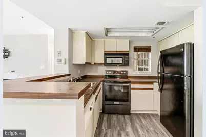 10531 Beacon Ridge Drive #13-101, Bowie, MD 20721 - Photo 11