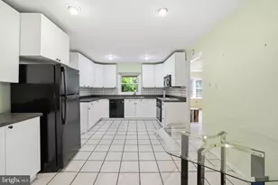 12308 Melling Ln, Bowie, MD 20715 - Photo 11