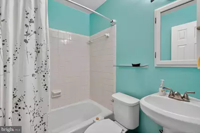 2422 Parkway, Cheverly, MD 20785 - Photo 19