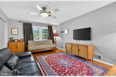 2422 Parkway, Cheverly, MD 20785 - Photo 3