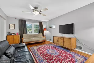 2422 Parkway, Cheverly, MD 20785 - Photo 3