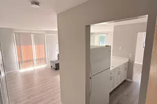 509 Wilson Bridge Dr, Oxon Hill, MD 20745 - Photo 3