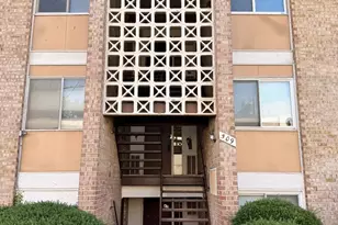 509 Wilson Bridge Dr, Oxon Hill, MD 20745 - Photo 1