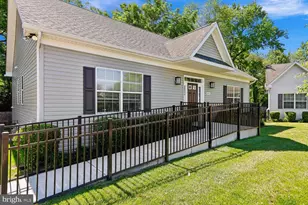 4806 Chief Chris Kyle Ct, Riverdale, MD 20737 - Photo 3