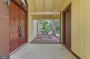 817 W Tantallon Dr, Fort Washington, MD 20744 - Photo 3