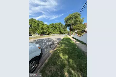 6104 Greenvale Parkway, Riverdale, MD 20737 - Photo 5