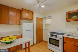9205 49th Ave, College Park, MD 20740 - Photo 21