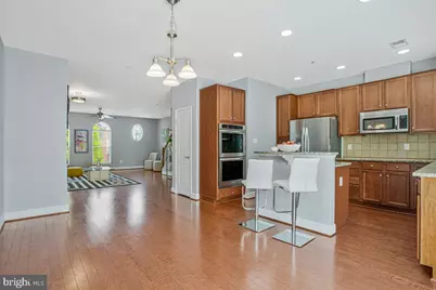 505 Jurgensen Pl, Hyattsville, MD 20785 - Photo 9