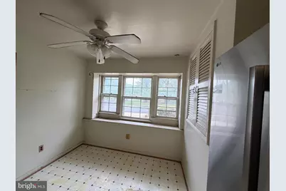 9006 Glenarden Parkway, Glenarden, MD 20706 - Photo 11
