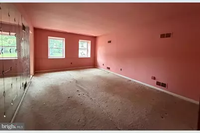 9006 Glenarden Parkway, Glenarden, MD 20706 - Photo 19