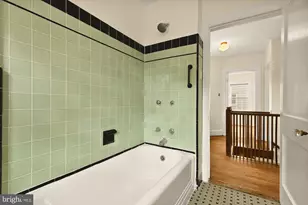 4220 Sheridan St, Hyattsville, MD 20782 - Photo 19
