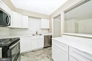 10125 Prince Pl, Upper Marlboro, MD 20774 - Photo 17