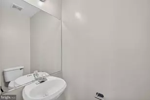 7013 Migliori Ct, District Heights, MD 20747 - Photo 5