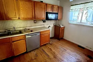 6208 Seat Pleasant Dr, Capitol Heights, MD 20743 - Photo 15