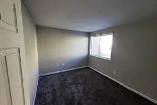 554 Wilson Bridge Dr, Oxon Hill, MD 20745 - Photo 11