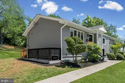 7001 Bishop Drive, Capitol Heights, MD 20743 - Photo 5