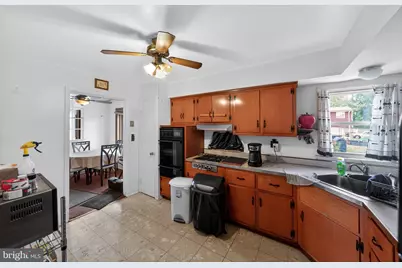 6509 Parkway Court, Hyattsville, MD 20782 - Photo 11