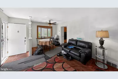 6509 Parkway Court, Hyattsville, MD 20782 - Photo 9